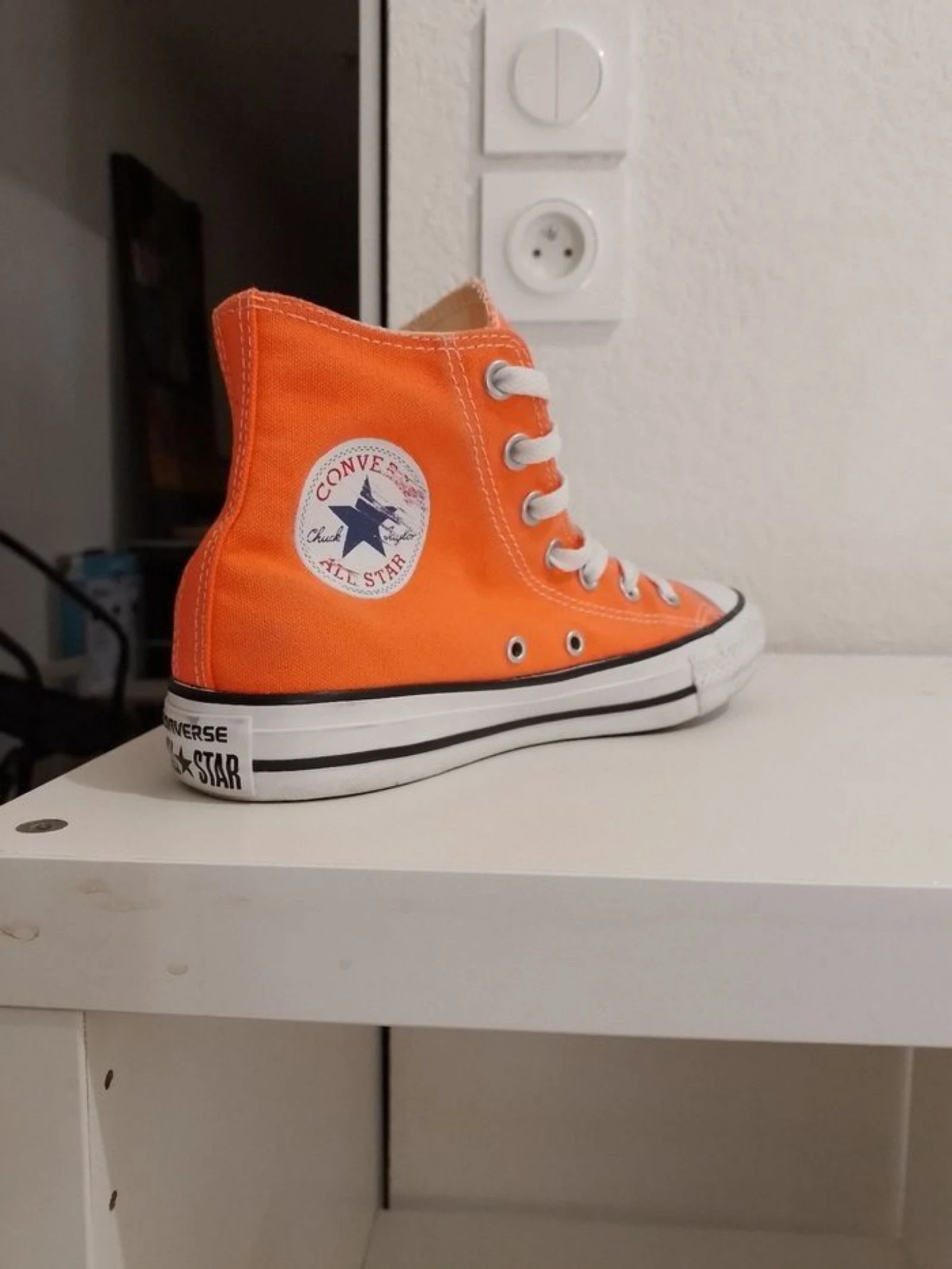Converse – photo 3